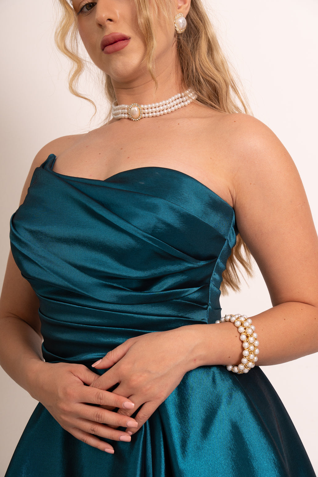 Pearl Choker Necklace – TIYABI Pearl Choker Necklace – TIYABI