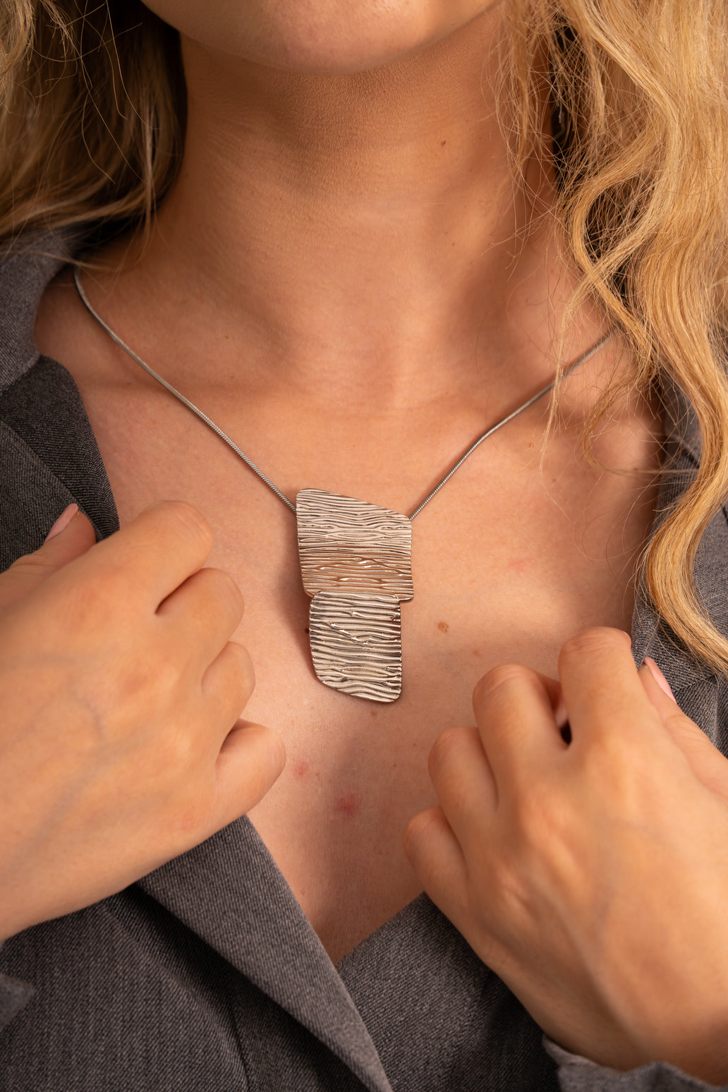 Minimal Silver Pendant Necklace